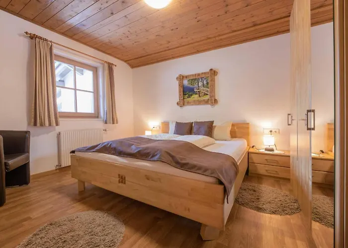 豪斯西蒙娜公寓 *